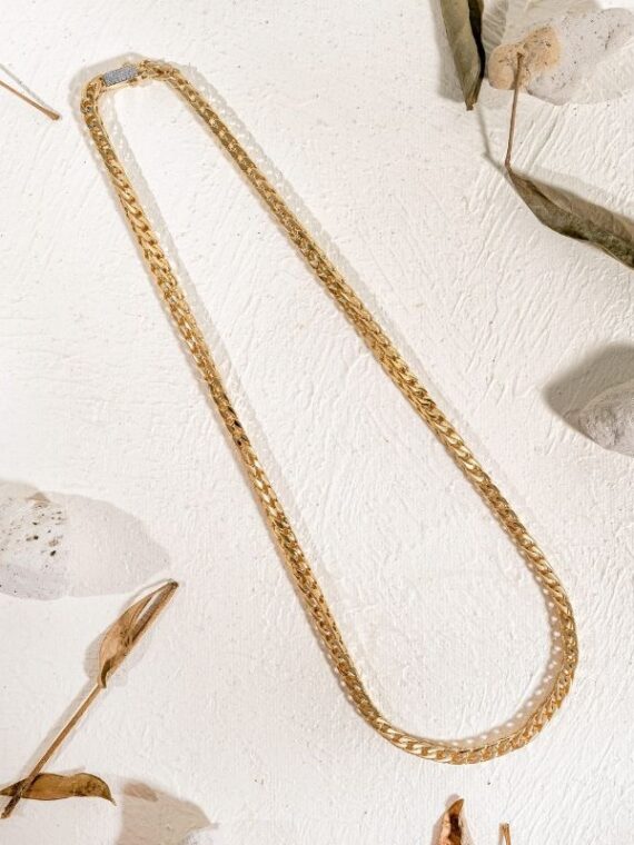 Zincir Desenli Altın Kolye